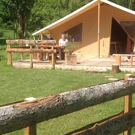 营地 Mobil-home Pour 6 Personnes Avec Terrasse A Lempdes-sur-allagnon - Api-1-52-616